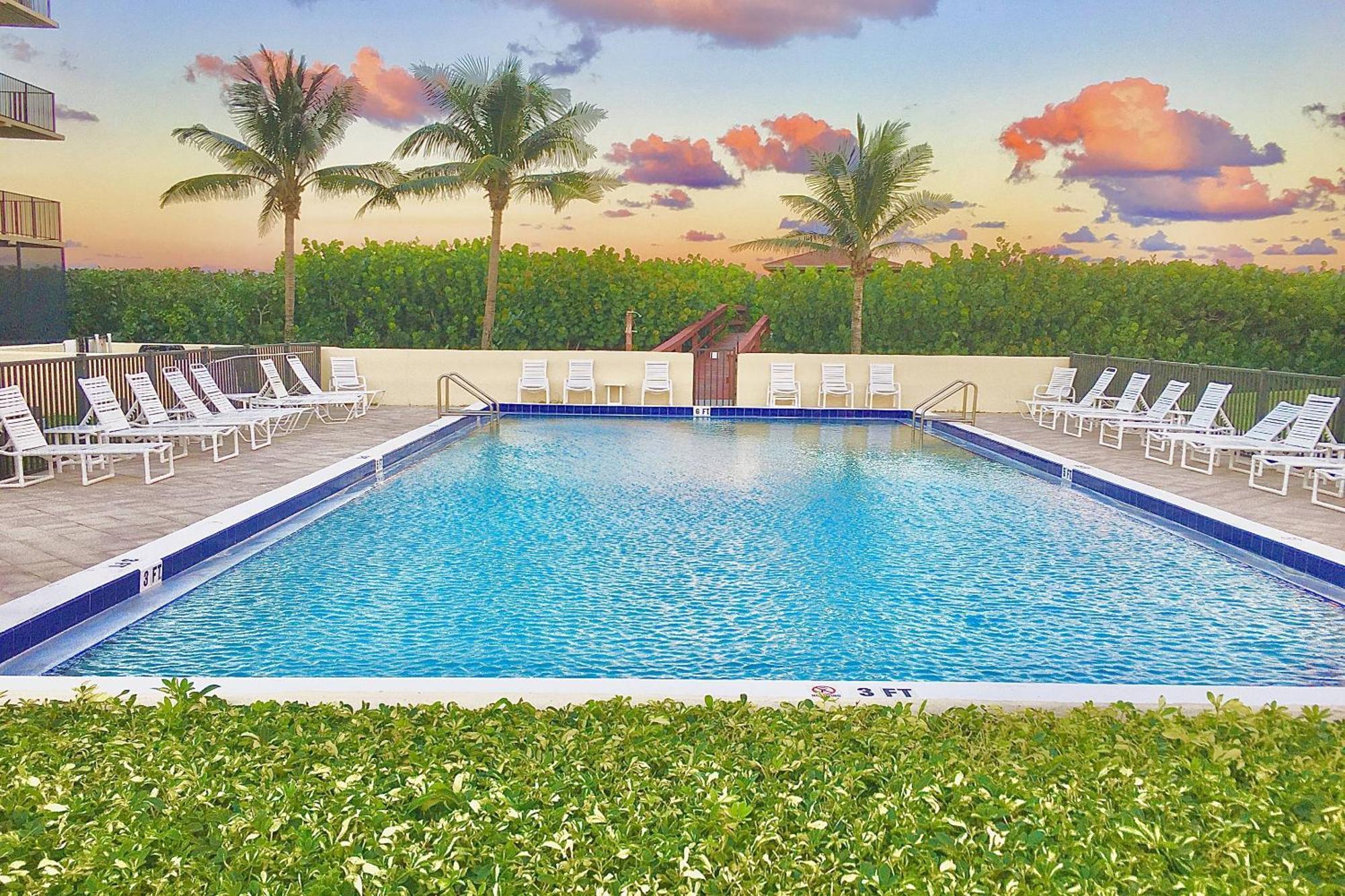 Ocean Breeze Condo ジェンセン・ビーチ エクステリア 写真